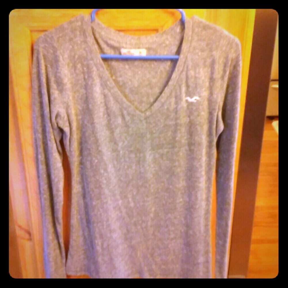 Hollister tee
